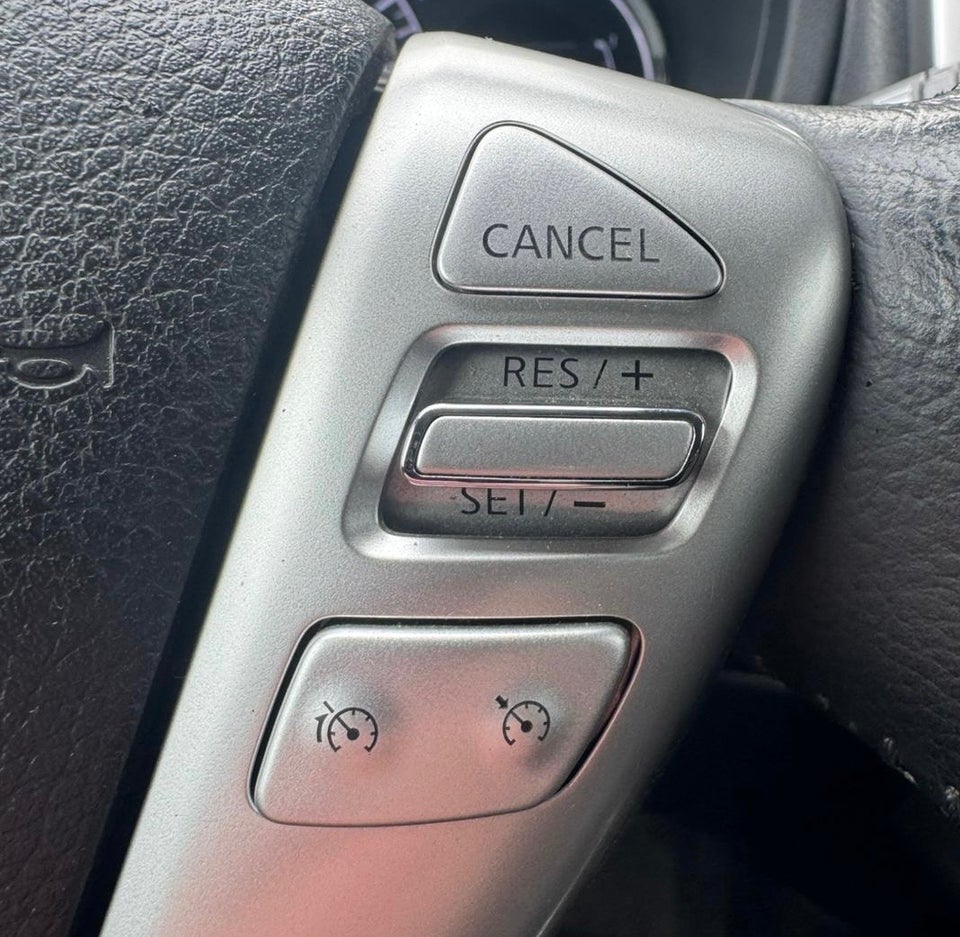 Nissan Note 1,2 Dig-S 98 Tekna 5d