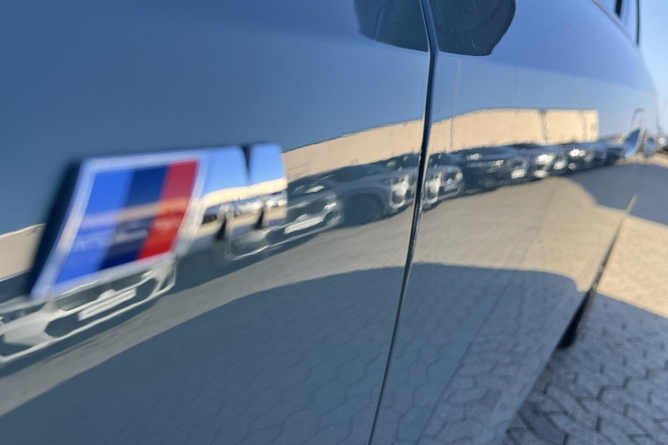 BMW iX1 eDrive20 Fully Charged M-Sport 5d