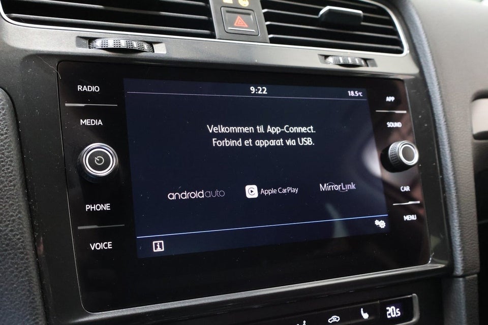 VW Golf VII 1,5 TSi 130 Comfortline Variant 5d