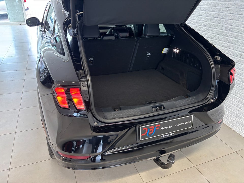 Ford Mustang Mach-E 91 Premium Extended Range AWD 5d