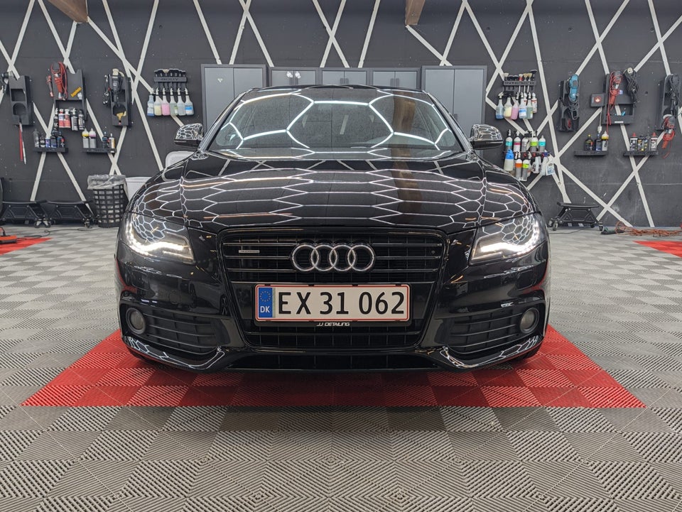 Audi A4 3,2 FSi quattro 4d