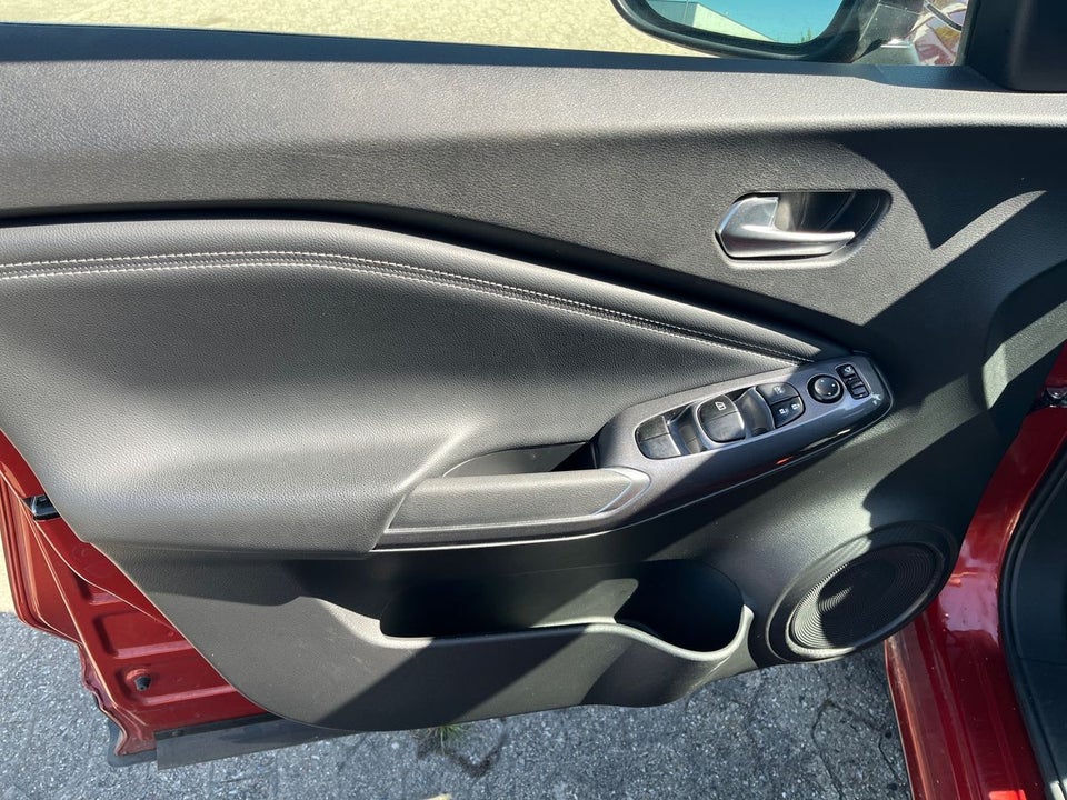 Nissan Juke 1,0 Dig-T 114 N-Connecta 5d