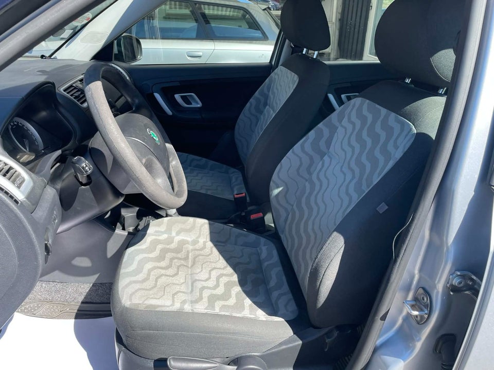 Skoda Fabia 1,4 16V Ambiente Combi 5d