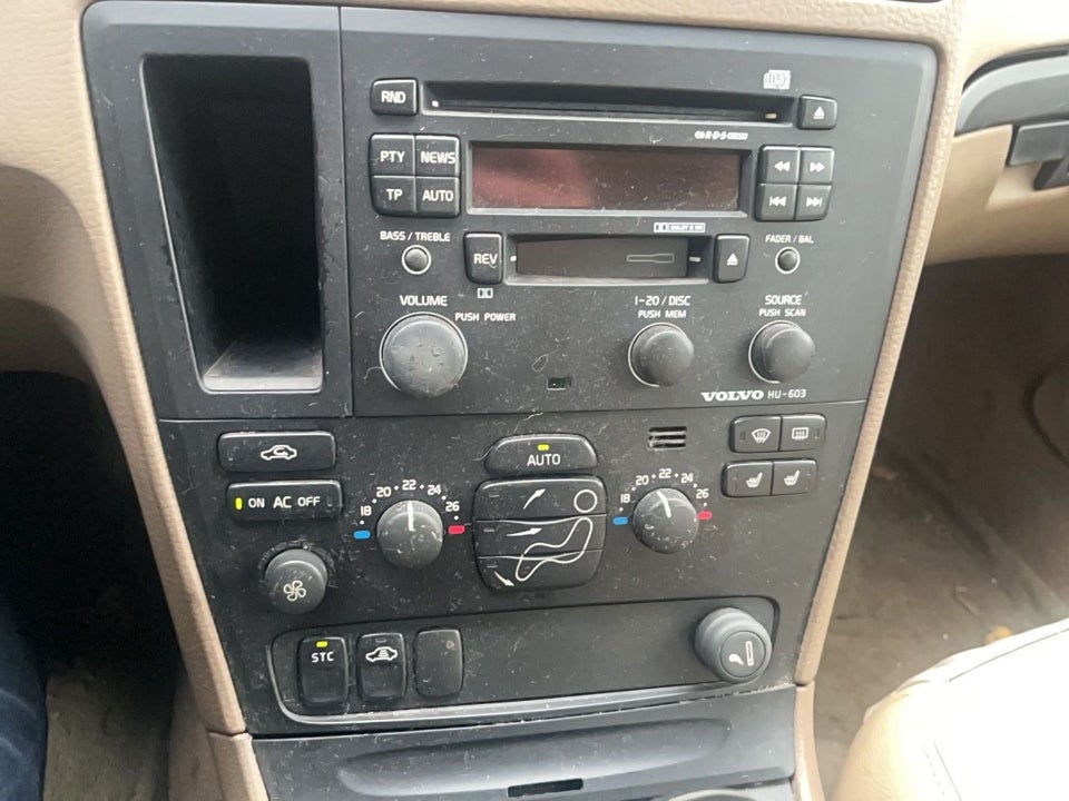 Volvo S60 2,4 140 4d