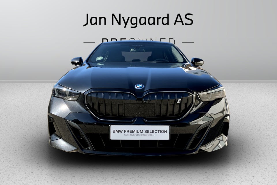 BMW i5 eDrive40 Fully Charged M-Sport 4d