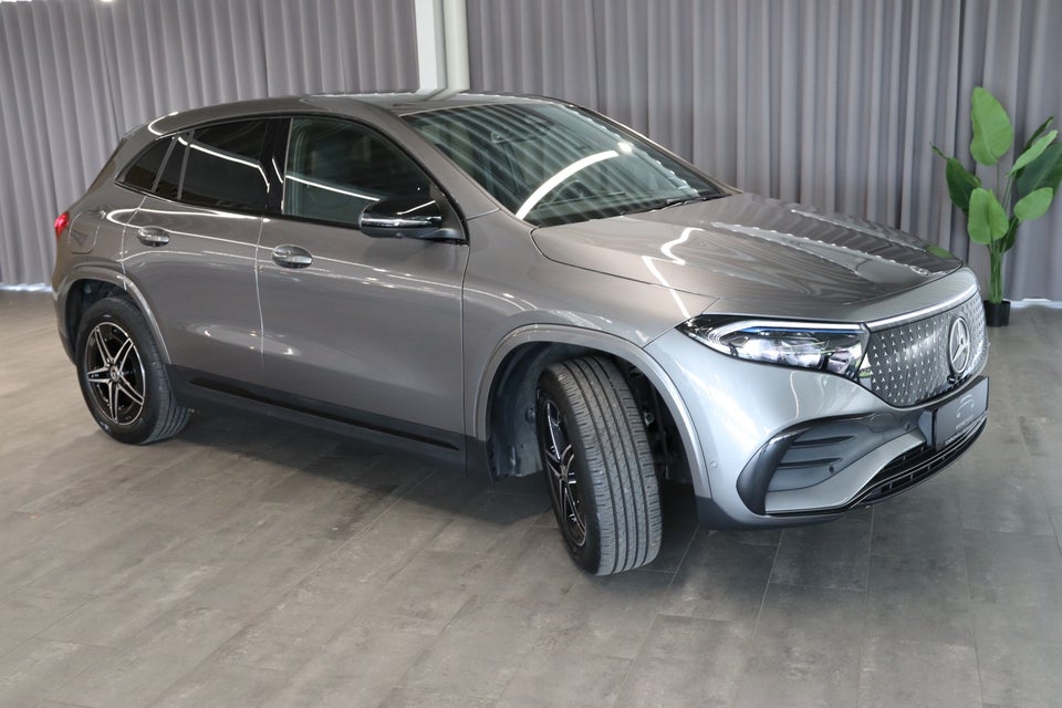 Mercedes EQA350 AMG Line Premium 4Matic 5d