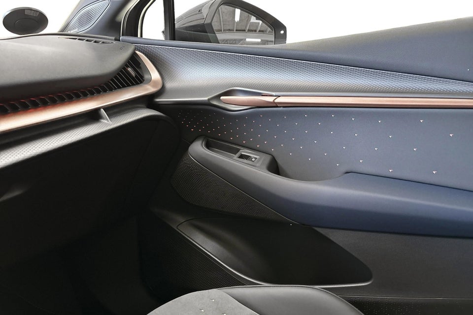Cupra Tavascan 77 Immersive 5d