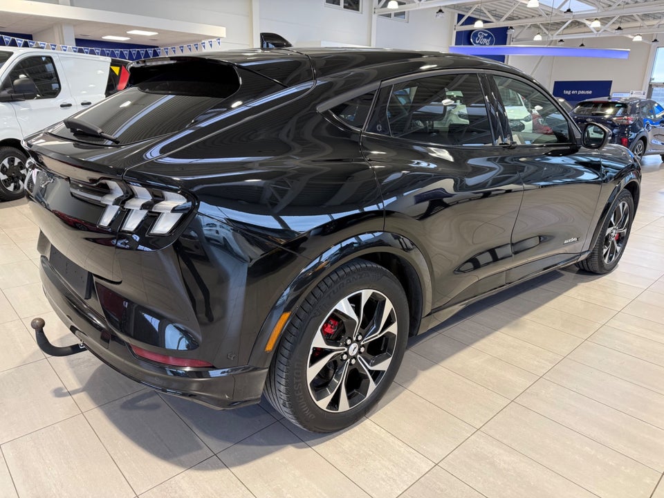Ford Mustang Mach-E 91 Premium Extended Range AWD 5d
