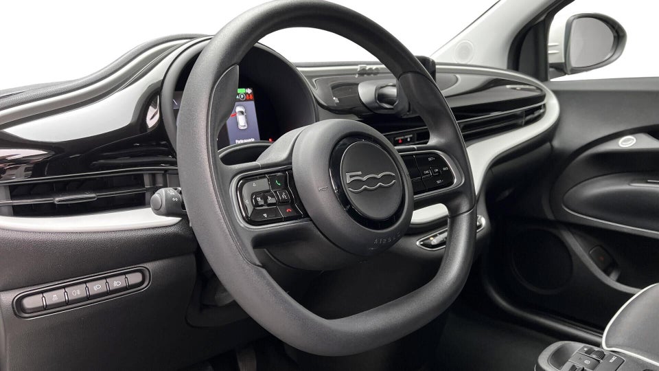 Fiat 500e 24 Action 3d