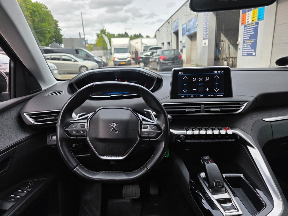 Peugeot 5008 1,5 BlueHDi 130 Allure EAT8 7prs 5d