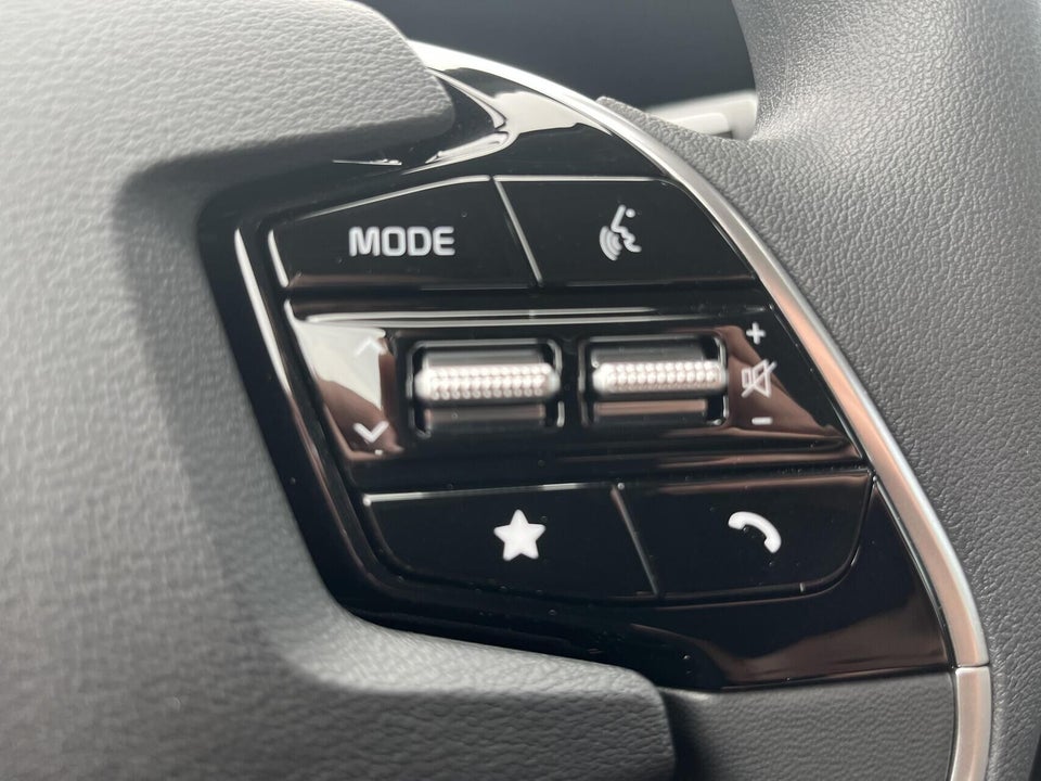 Kia Niro 64 EV Access 5d