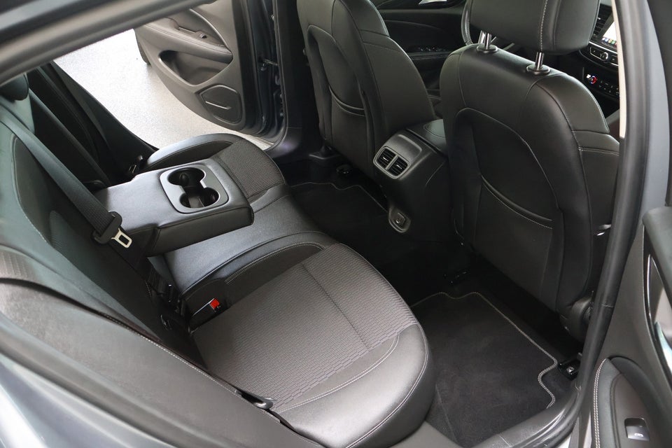 Opel Insignia 2,0 D 174 Ultimate Grand Sport aut. 5d