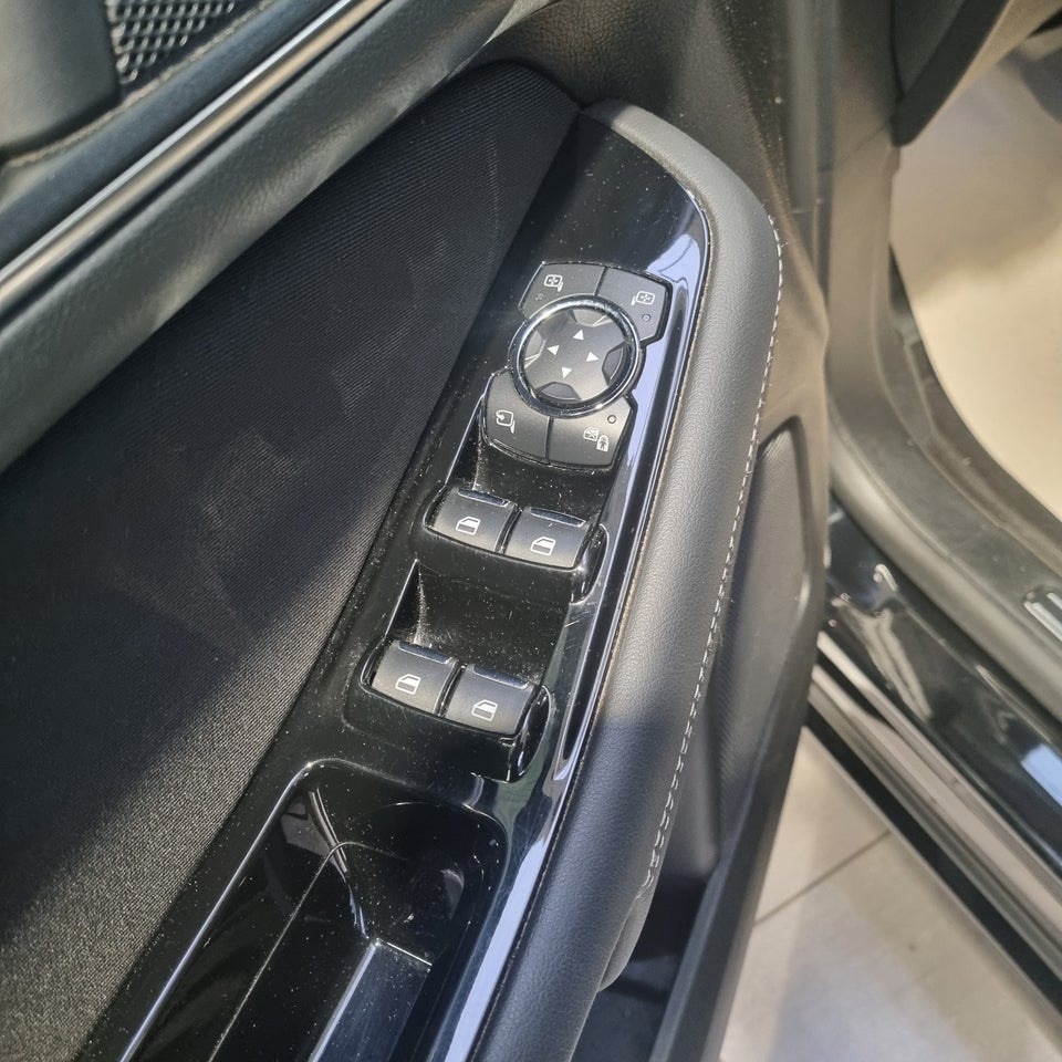 Ford S-MAX 2,0 EcoBlue Titanium aut. Van 5d