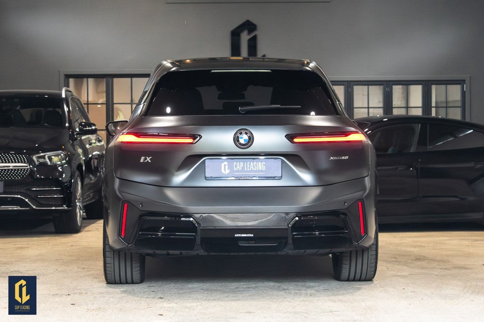 BMW iX xDrive60 Supercharged 5d