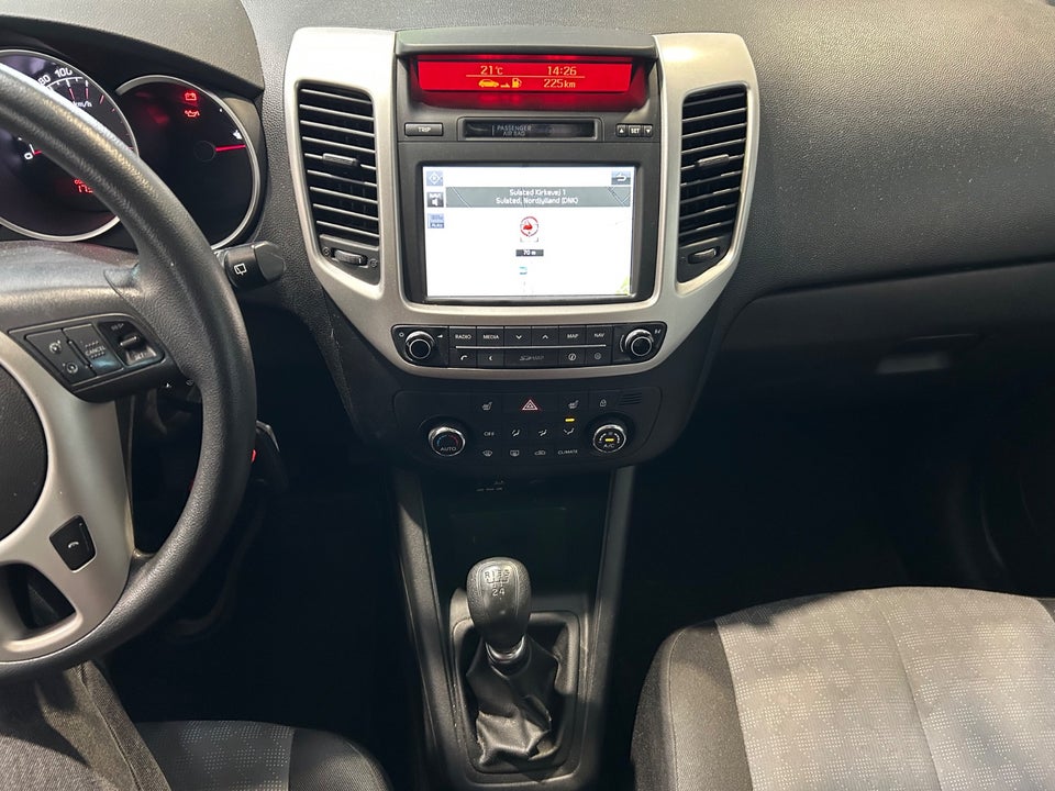 Kia Venga 1,4 CVVT Attraction 5d