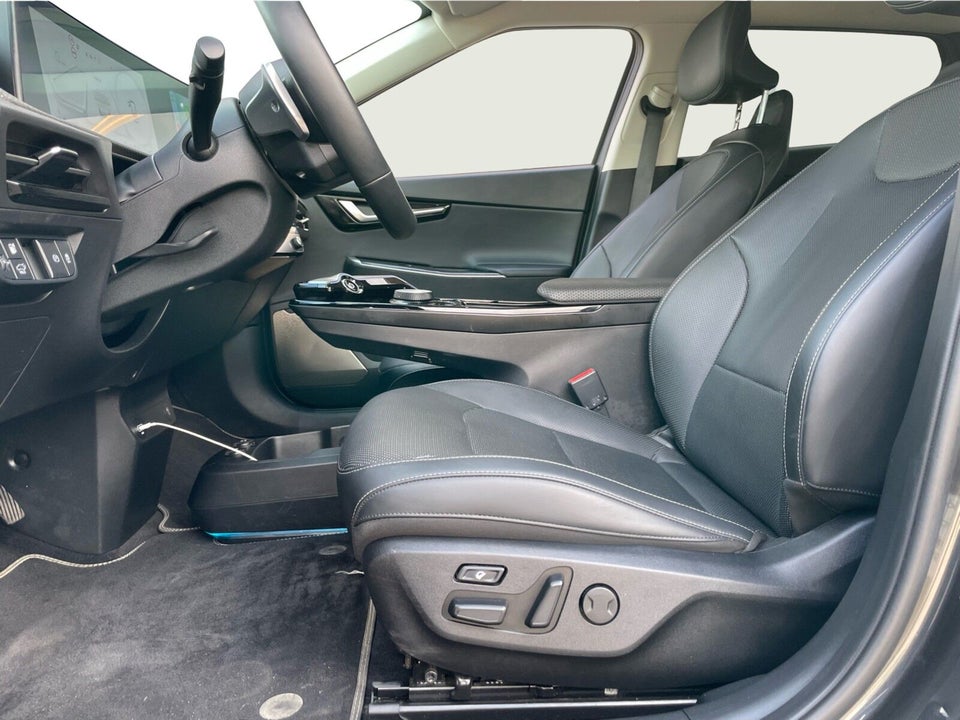 Kia EV6 77 Long Range Upgrade 5d