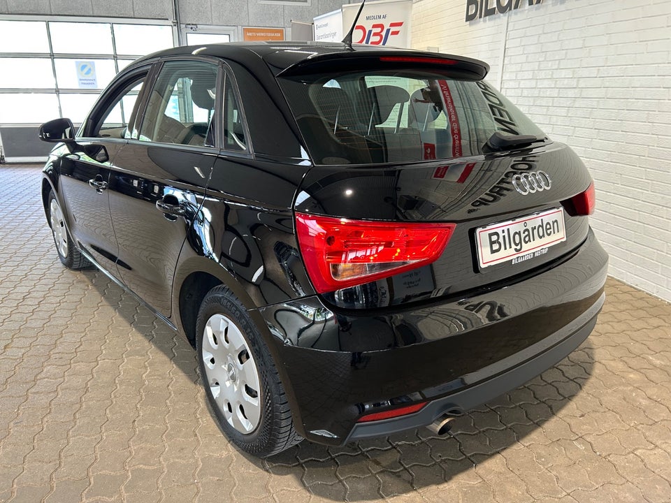 Audi A1 1,0 TFSi 95 Sportback 5d