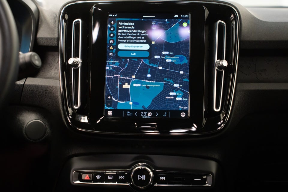 Volvo XC40 P6 ReCharge Core 5d