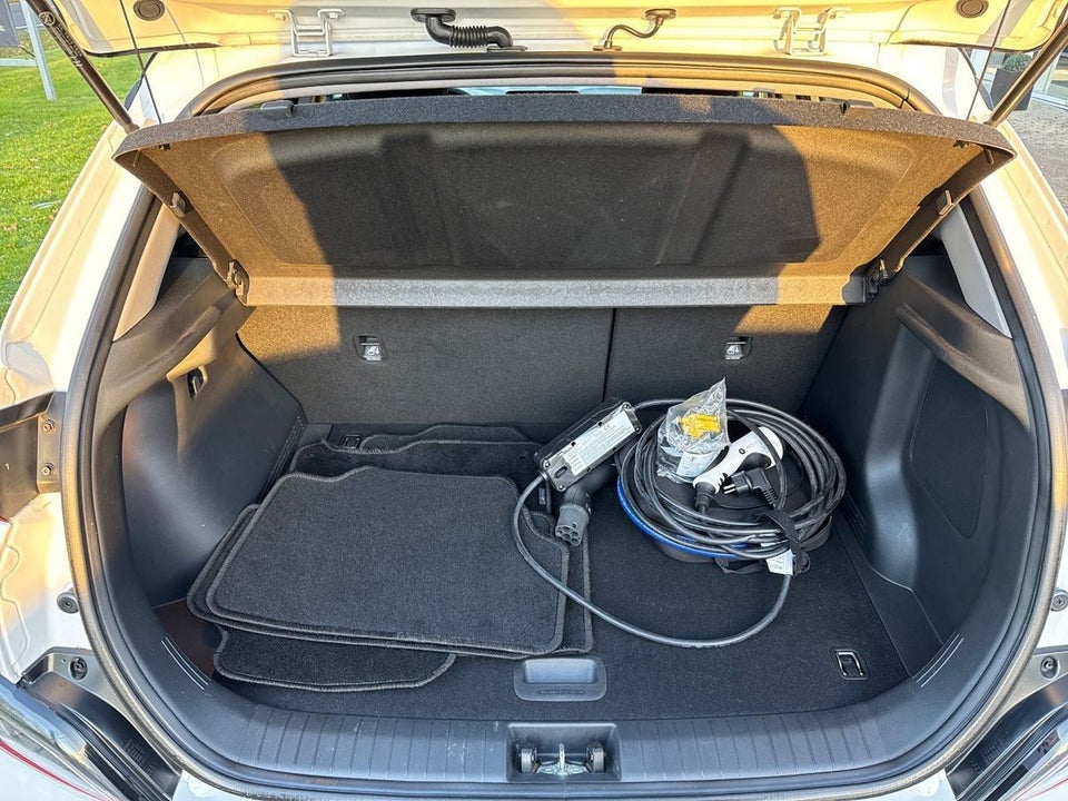 Hyundai Kona 64 EV Advanced 5d