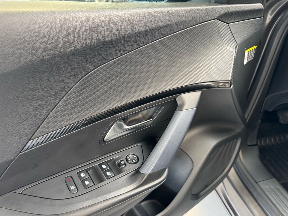 Peugeot 2008 1,2 PureTech 130 Edition:210+ EAT8 5d