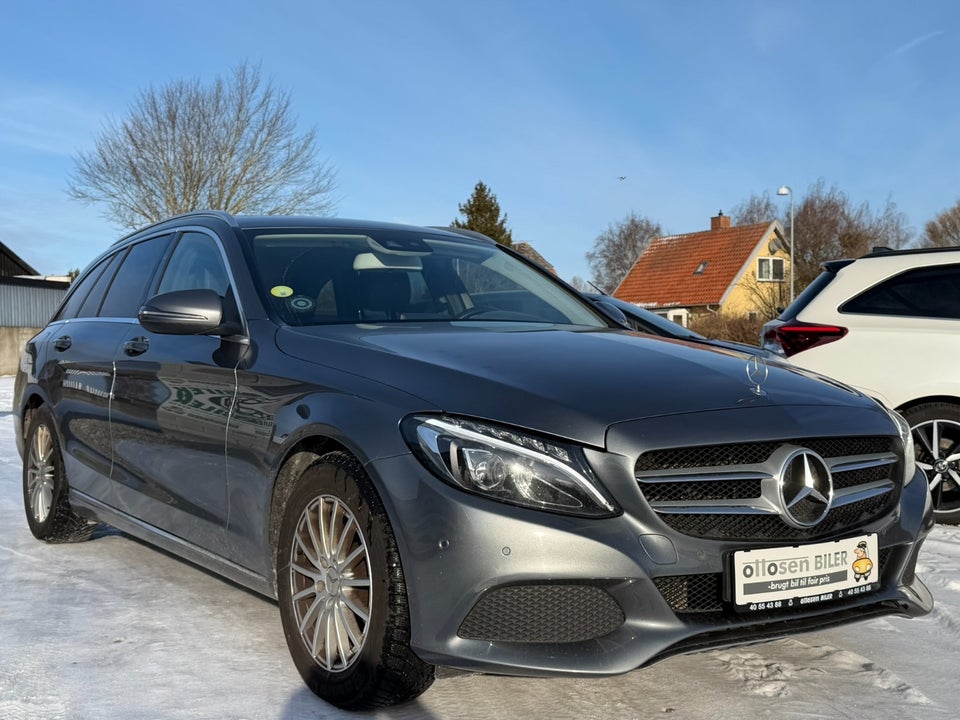 Mercedes C220 d 2,2 Avantgarde stc. aut. 5d