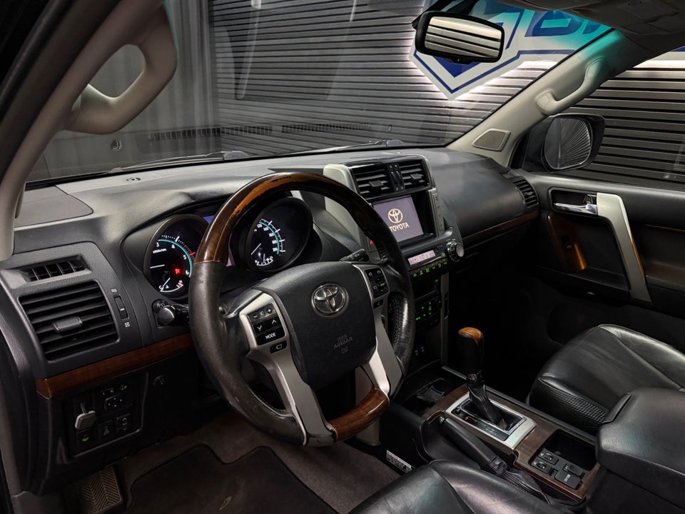 Toyota Land Cruiser 3,0 D-4D T3 aut. 5d