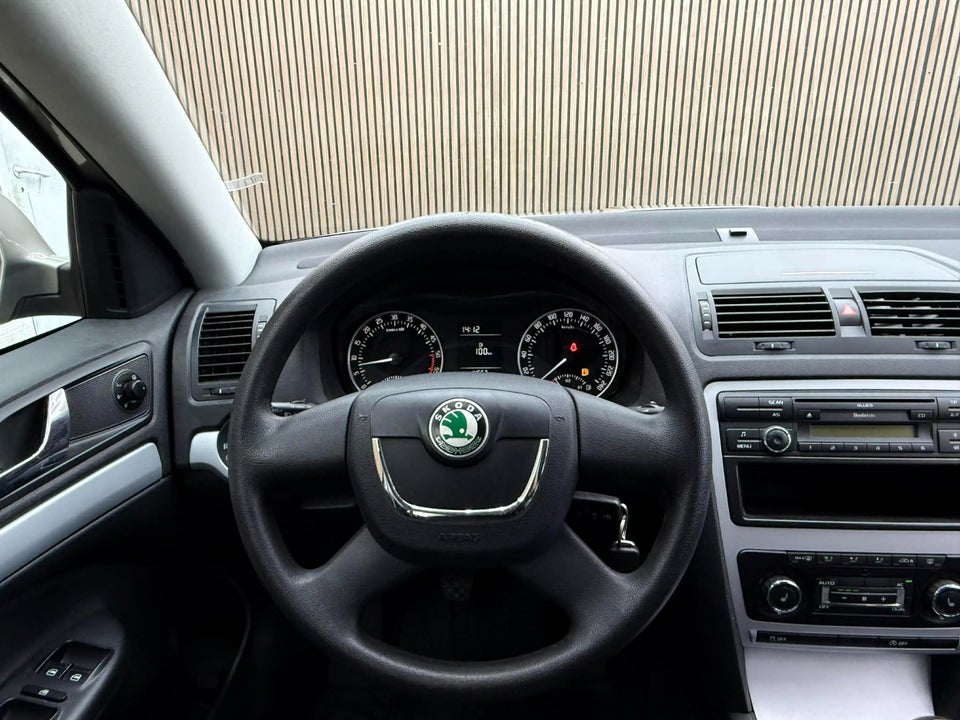 Skoda Octavia 1,6 TDi 105 GreenLine Combi 5d