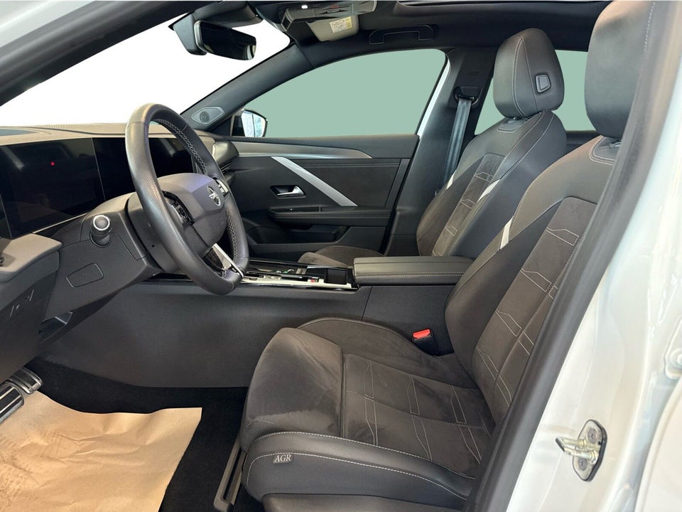 Opel Astra-e 54 GS 5d