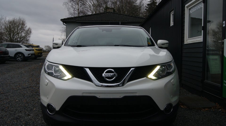 Nissan Qashqai 1,2 Dig-T 115 N-Connecta 5d