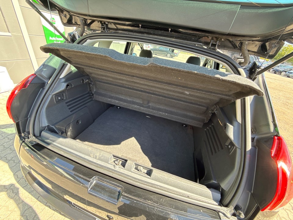 Peugeot 3008 1,6 VTi 120 Access 5d