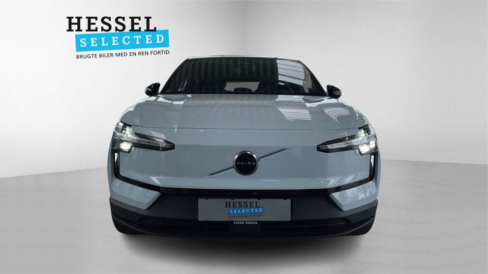 Volvo EX30 Extended Range Plus 5d