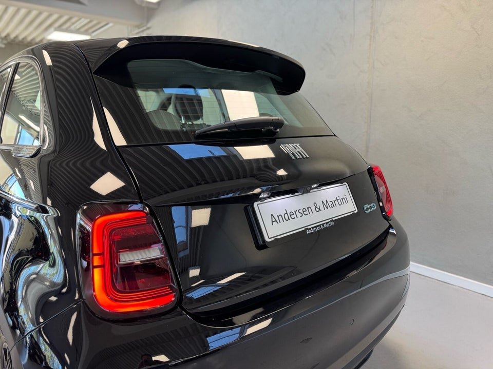 Fiat 500e 42 la Prima by Bocelli 3d