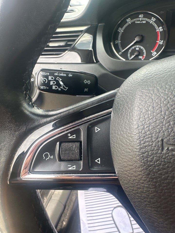 Skoda Rapid 1,0 TSi 110 Ambition Spaceback 5d