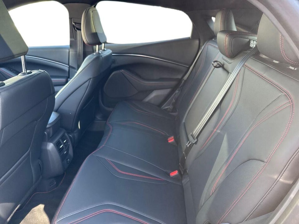 Ford Mustang Mach-E 91 Extended Range AWD 5d