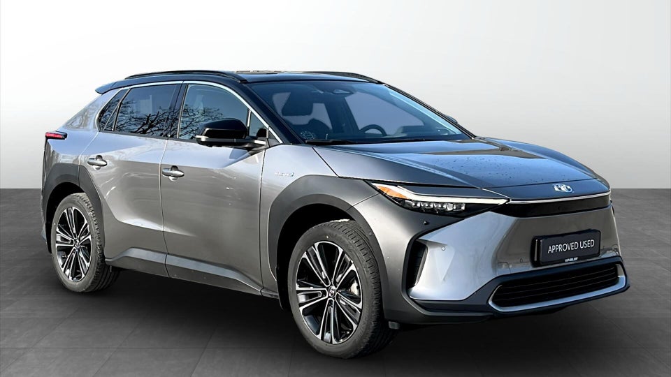 Toyota bZ4X Executive 5d
