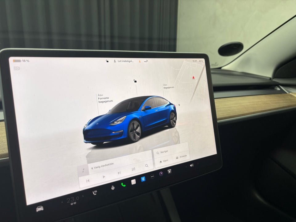 Tesla Model 3 RWD 4d