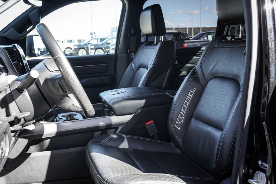 Dodge RAM 1500 5,7 V8 Hemi Rebel aut. 4d