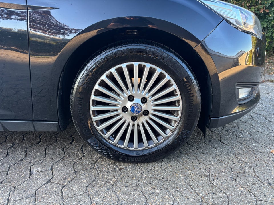 Ford Focus 1,0 SCTi 100 Titanium stc. 5d