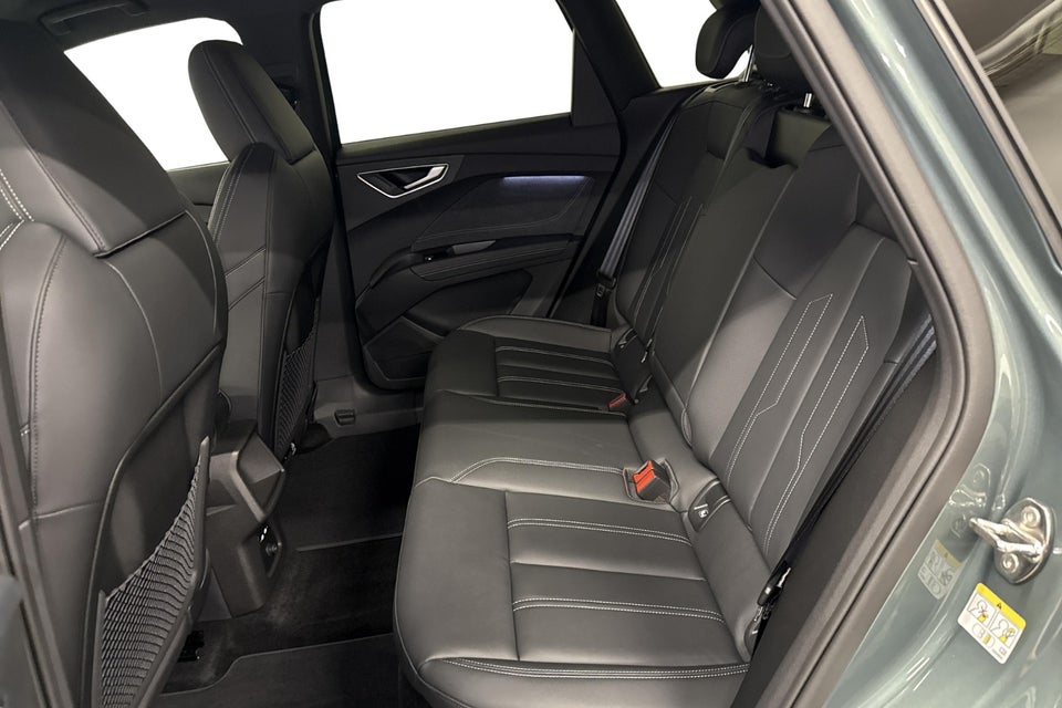 Audi Q4 e-tron performance 5d