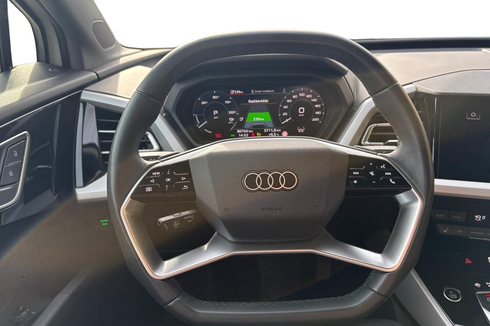 Audi Q4 e-tron 40 Attitude 5d