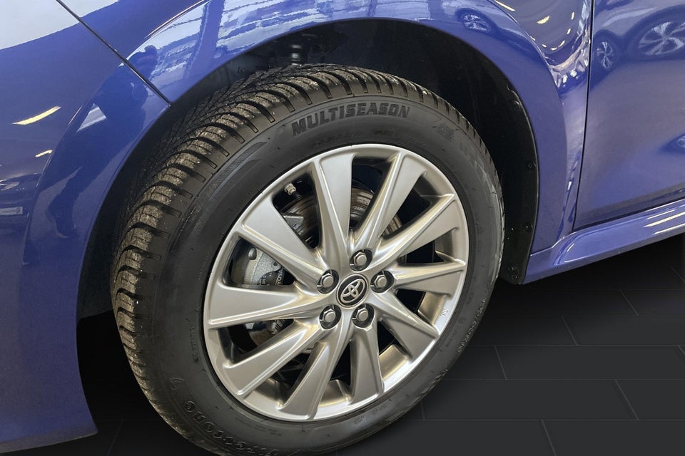 Toyota Yaris 1,5 Hybrid Active Tech e-CVT 5d