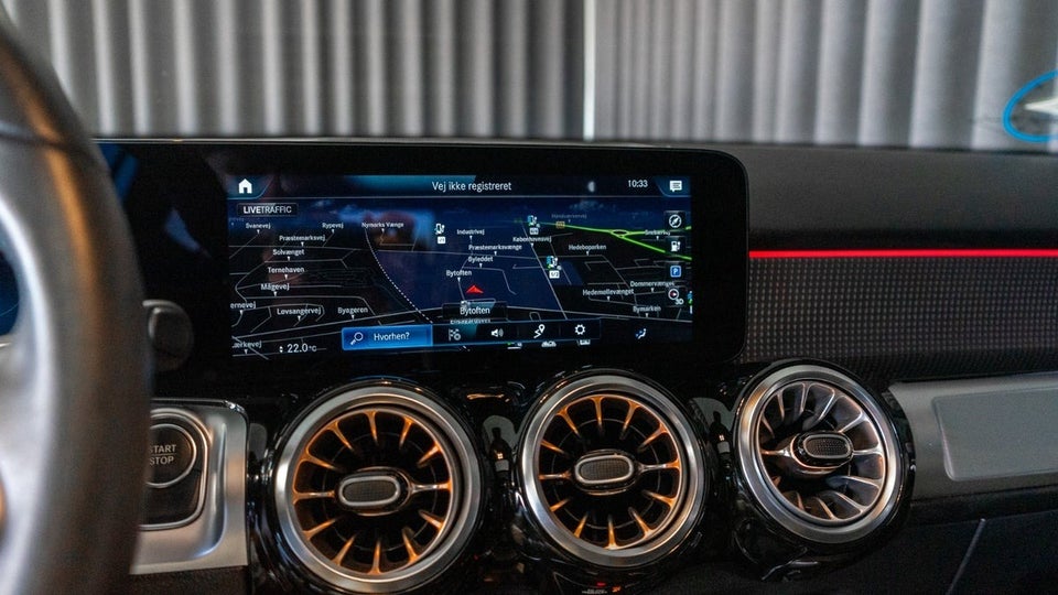 Mercedes EQB300 Progressive 4Matic 5d