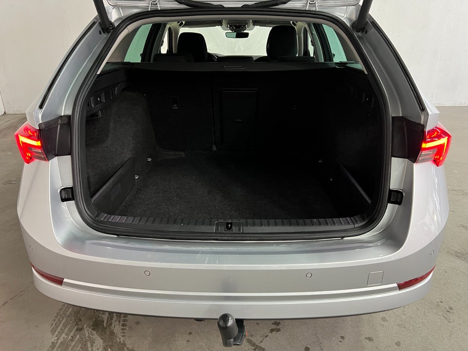 Skoda Octavia 2,0 TDi 150 Style Combi DSG 5d