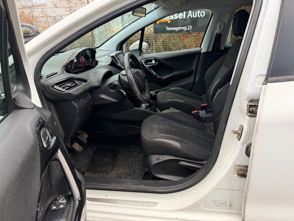 Peugeot 208 1,6 e-HDi 92 Active 5d