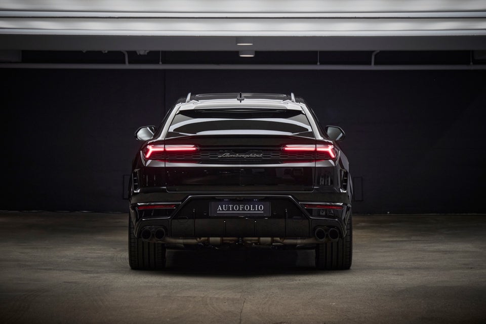 Lamborghini Urus 4,0 SE 5d