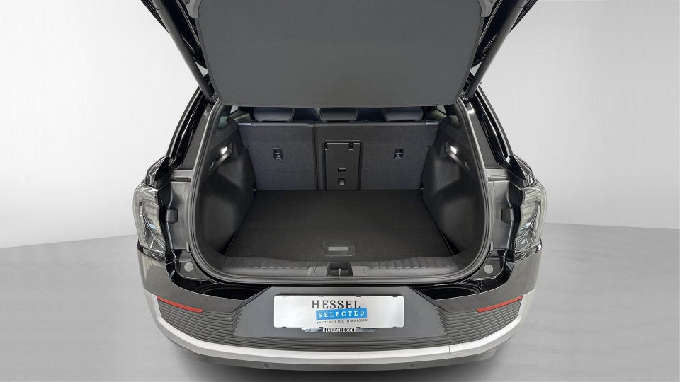 Ford Explorer 79 Premium Extended Range 5d