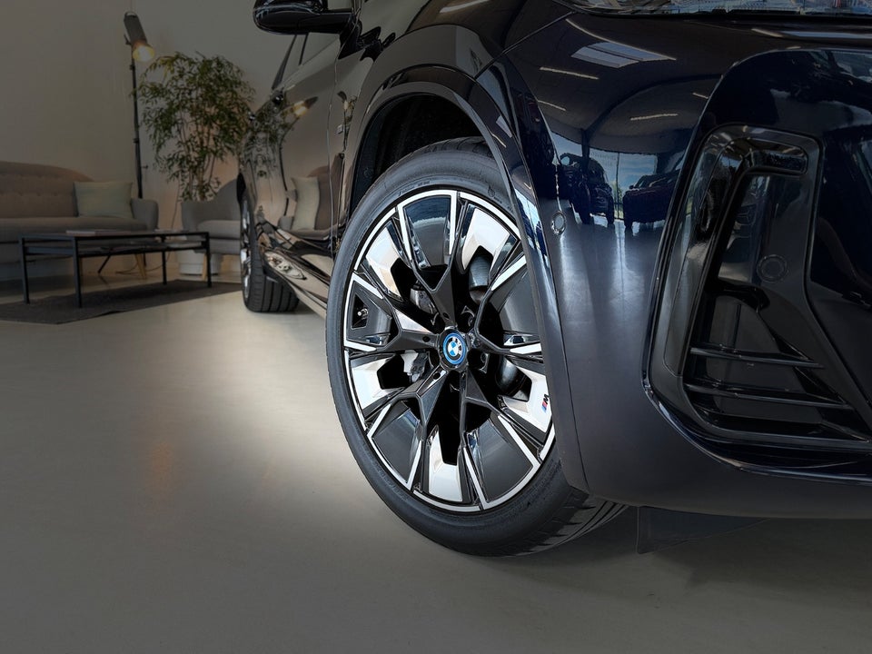 BMW iX3 Charged Plus M-Sport 5d