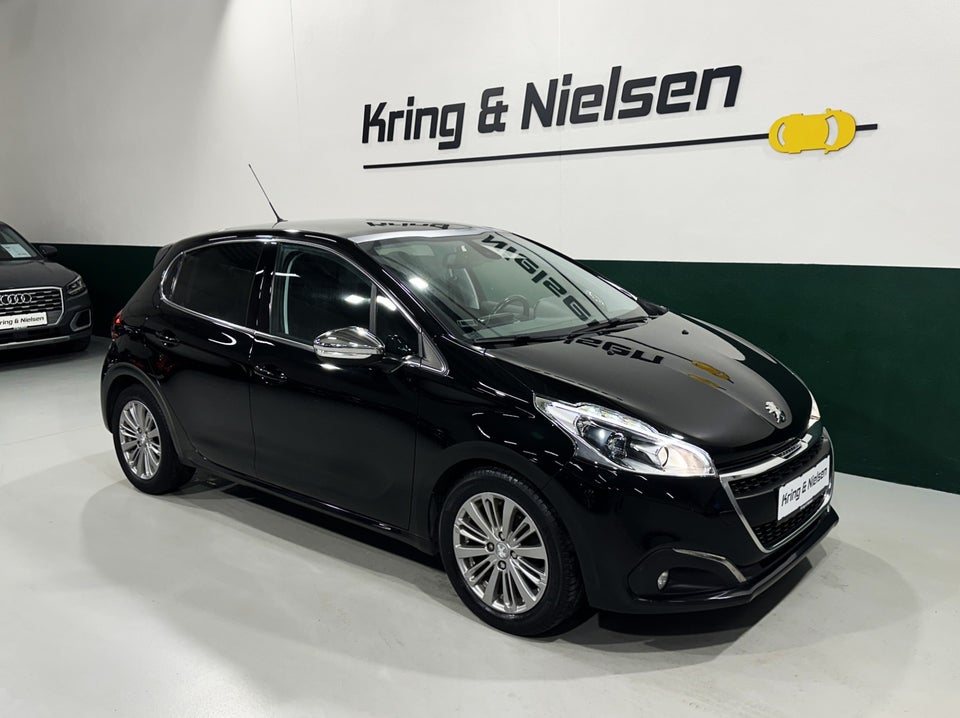 Peugeot 208 1,6 BlueHDi 100 Allure Sky 5d