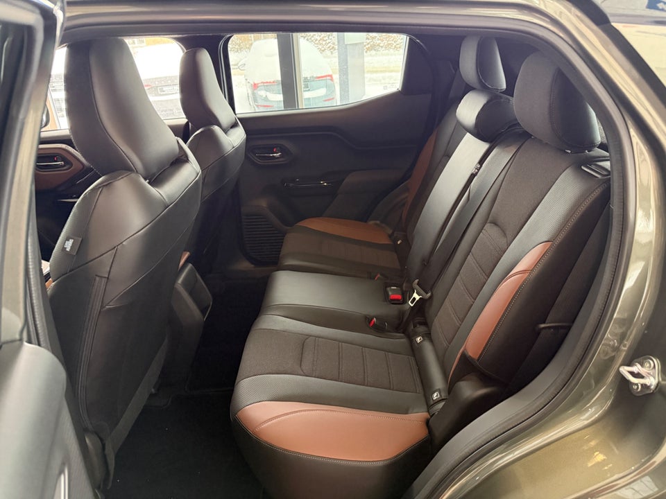 Suzuki eVitara 61 Adventure 5d