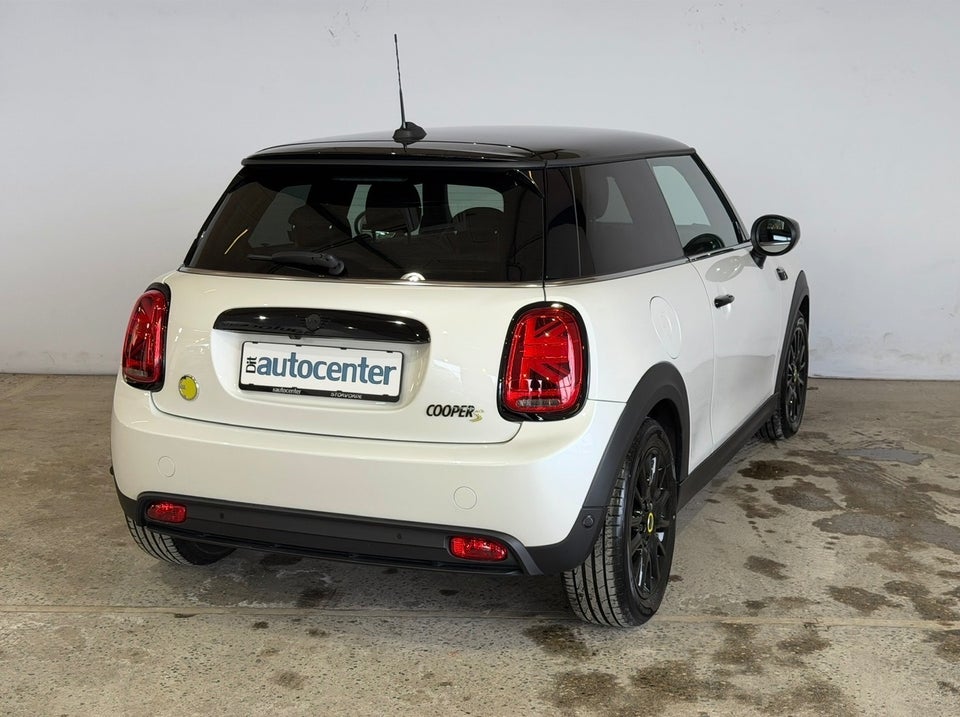 MINI Cooper SE Classic Trim 3d